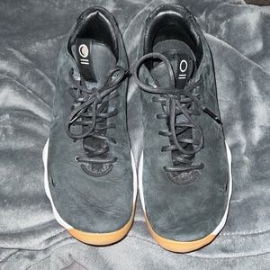 Size 13- Nike Hyperdunk 2017 Low Premium Black White Gum